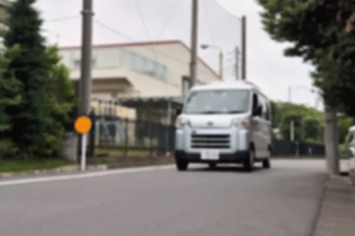 ご自宅へうかがう火葬車